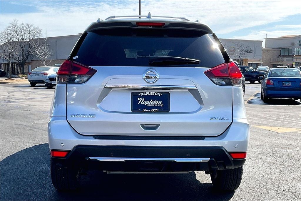 2020 Nissan Rogue SV