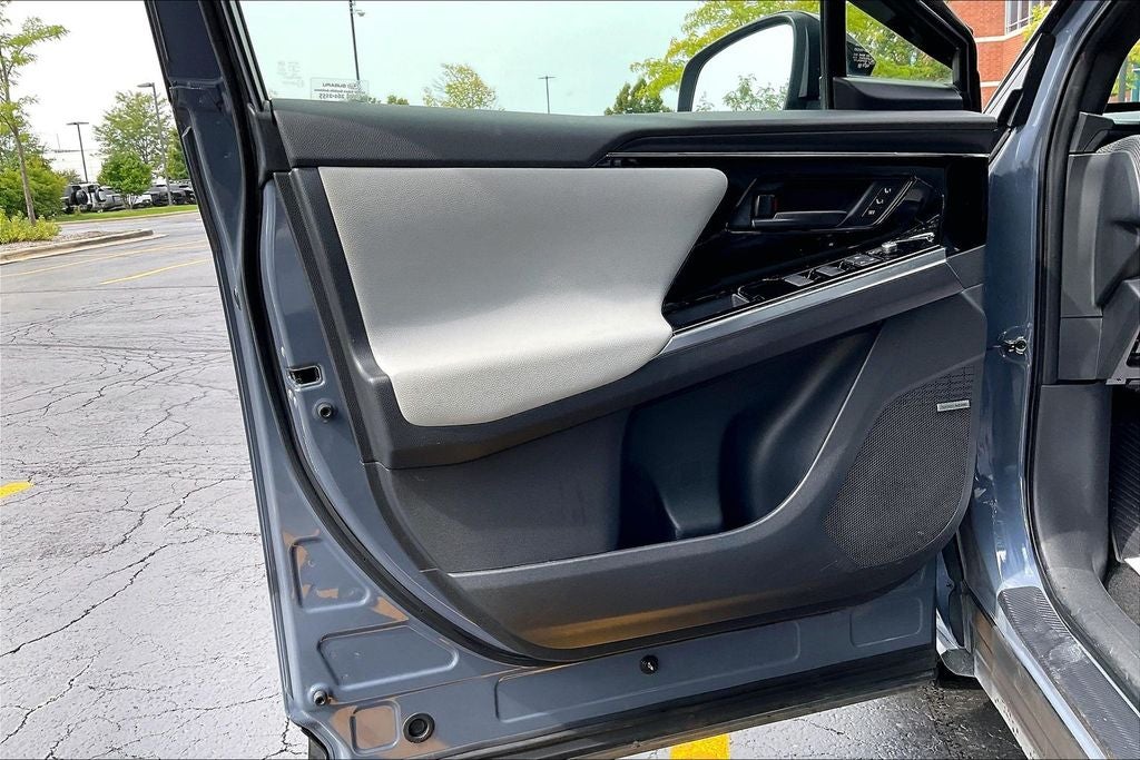 2023 Subaru Solterra Touring