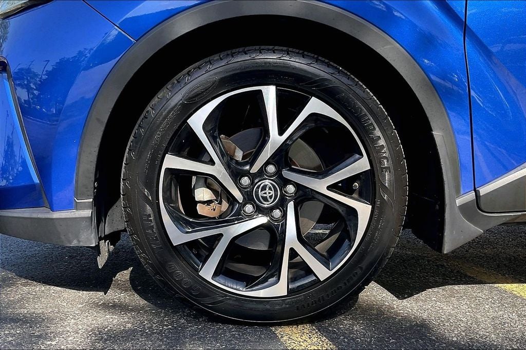 2020 Toyota C-HR XLE