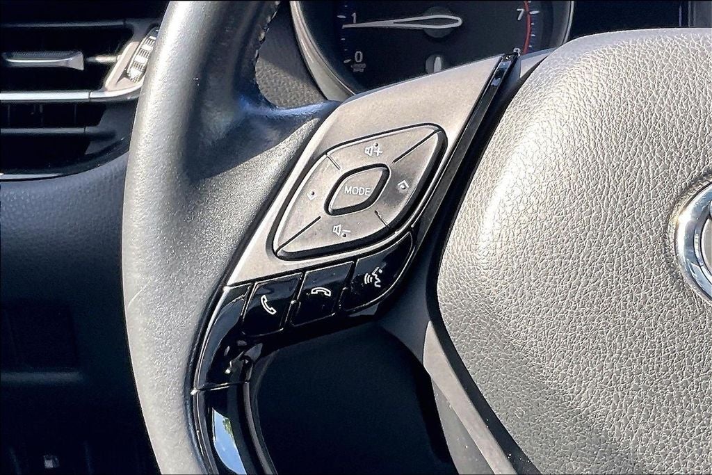 2020 Toyota C-HR XLE