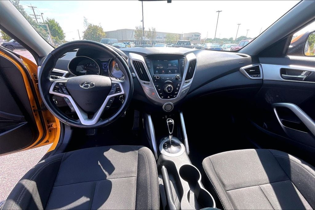 2017 Hyundai Veloster Base