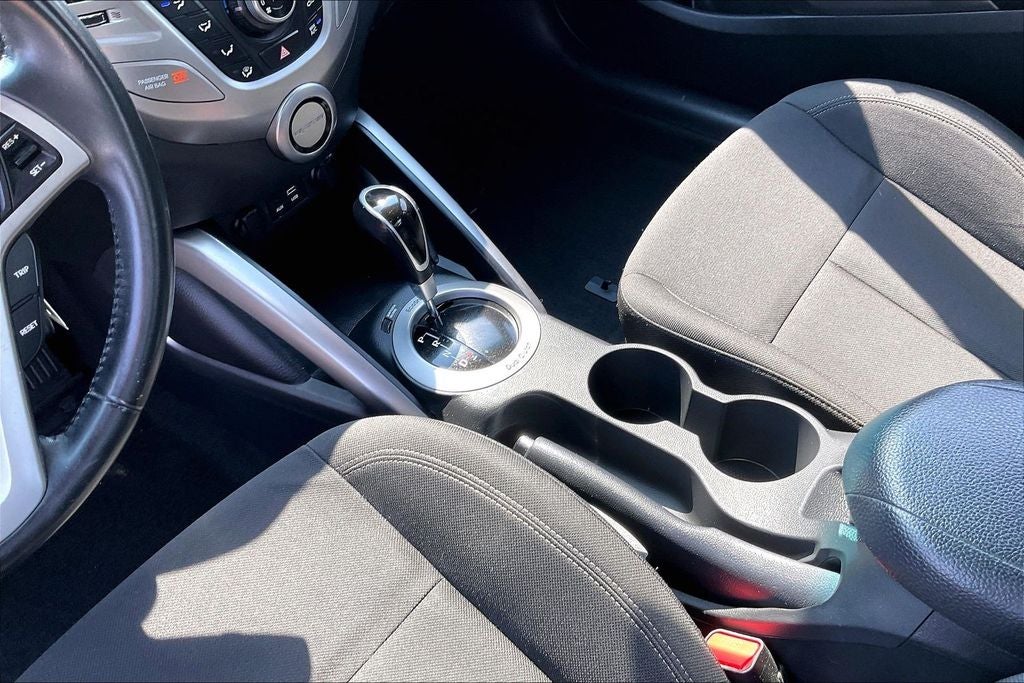 2017 Hyundai Veloster Base