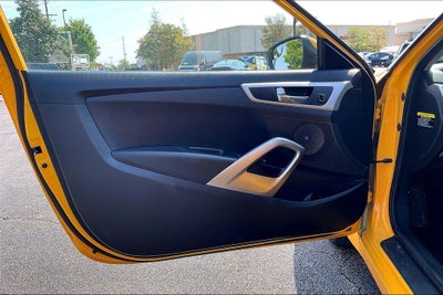 2017 Hyundai Veloster Base