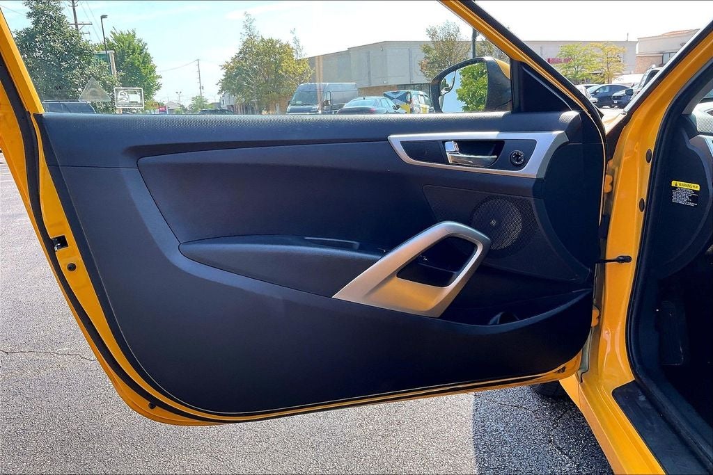 2017 Hyundai Veloster Base