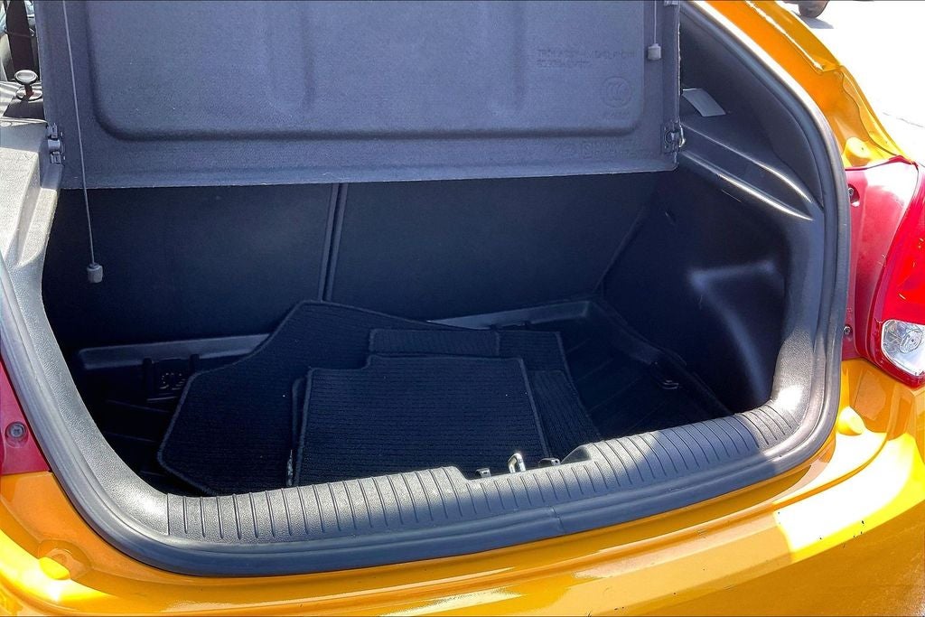 2017 Hyundai Veloster Base