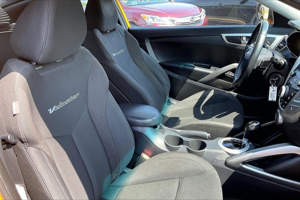 2017 Hyundai Veloster Base