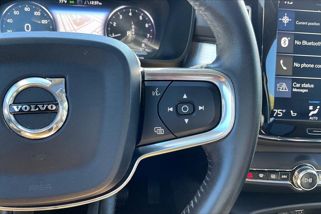 2019 Volvo XC40 Momentum