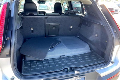 2019 Volvo XC40 Momentum