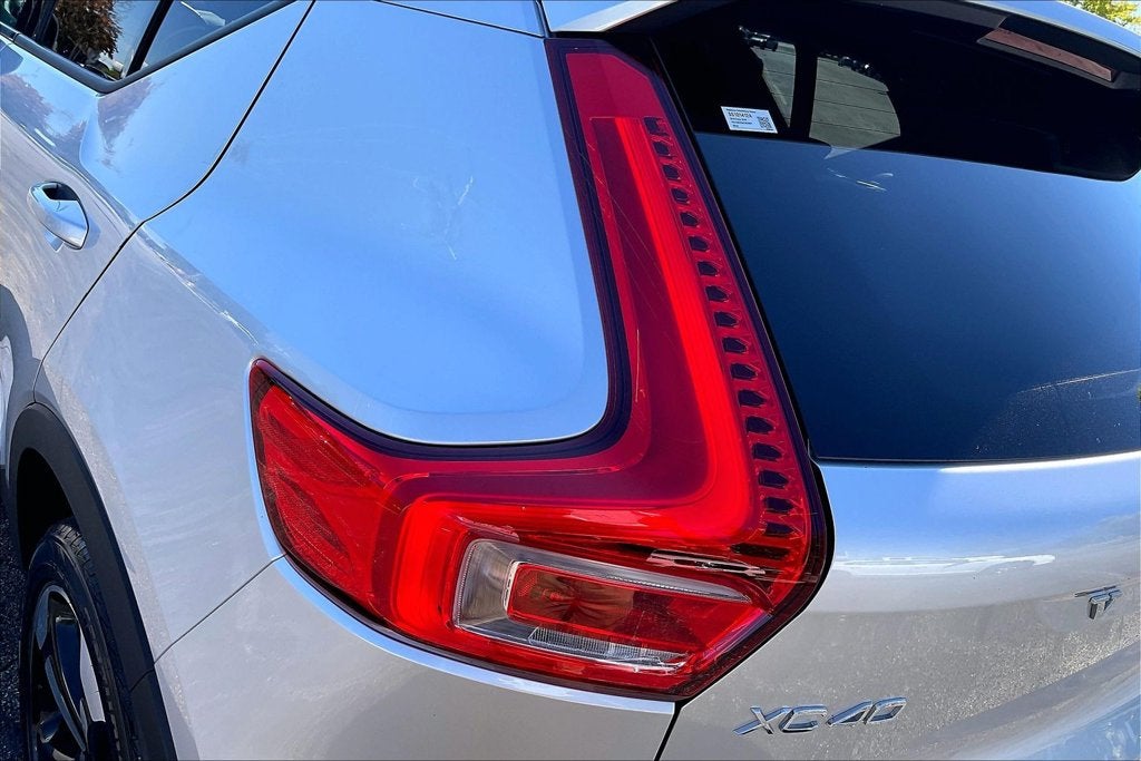 2019 Volvo XC40 Momentum