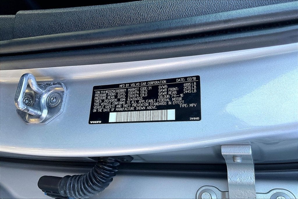 2019 Volvo XC40 Momentum