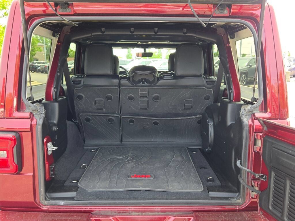 2021 Jeep Wrangler Unlimited Sahara High Altitude