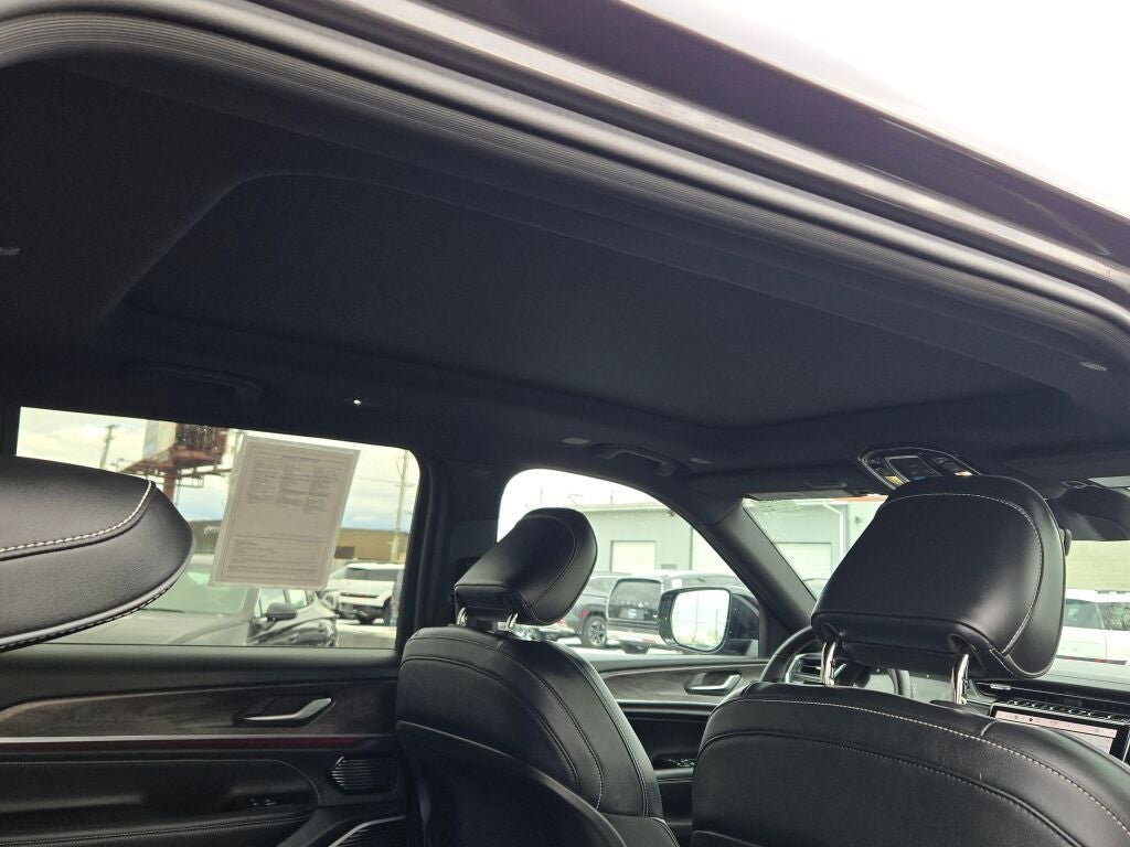 2022 Jeep Grand Cherokee L Overland