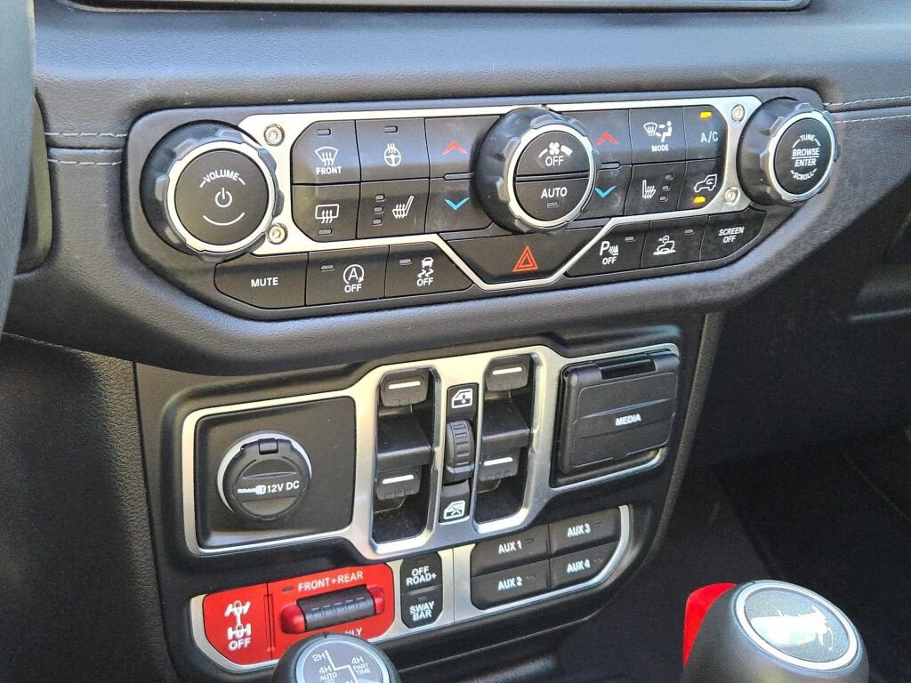 2024 Jeep Wrangler Rubicon X