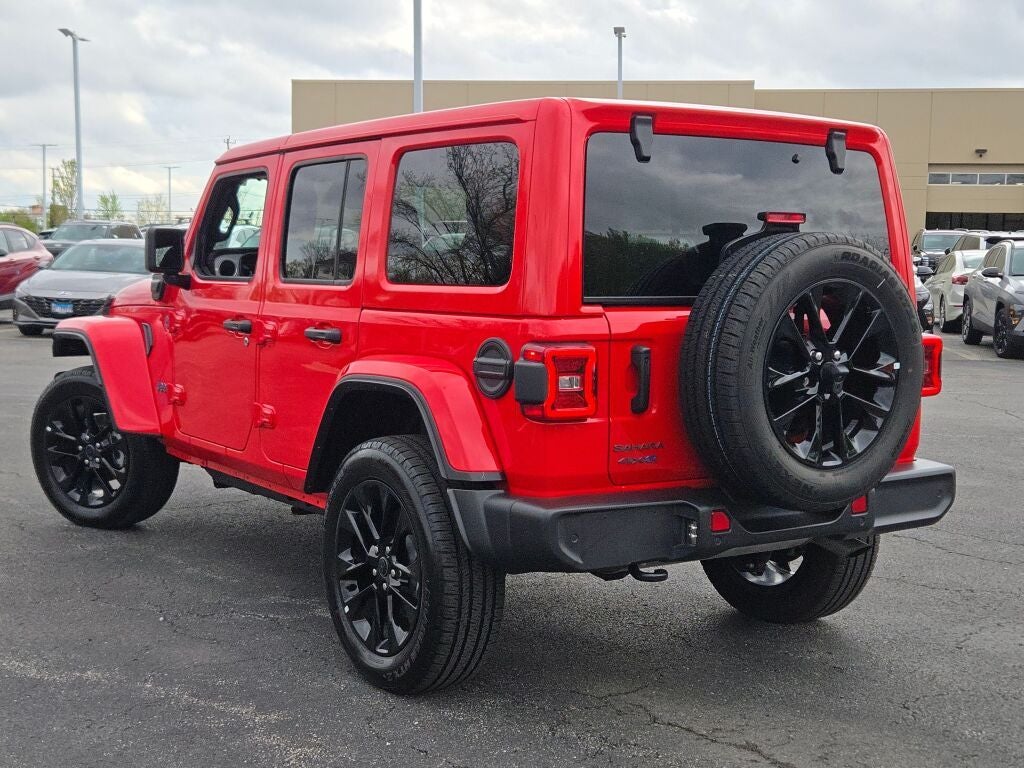 2025 Jeep Wrangler Sahara 4xe