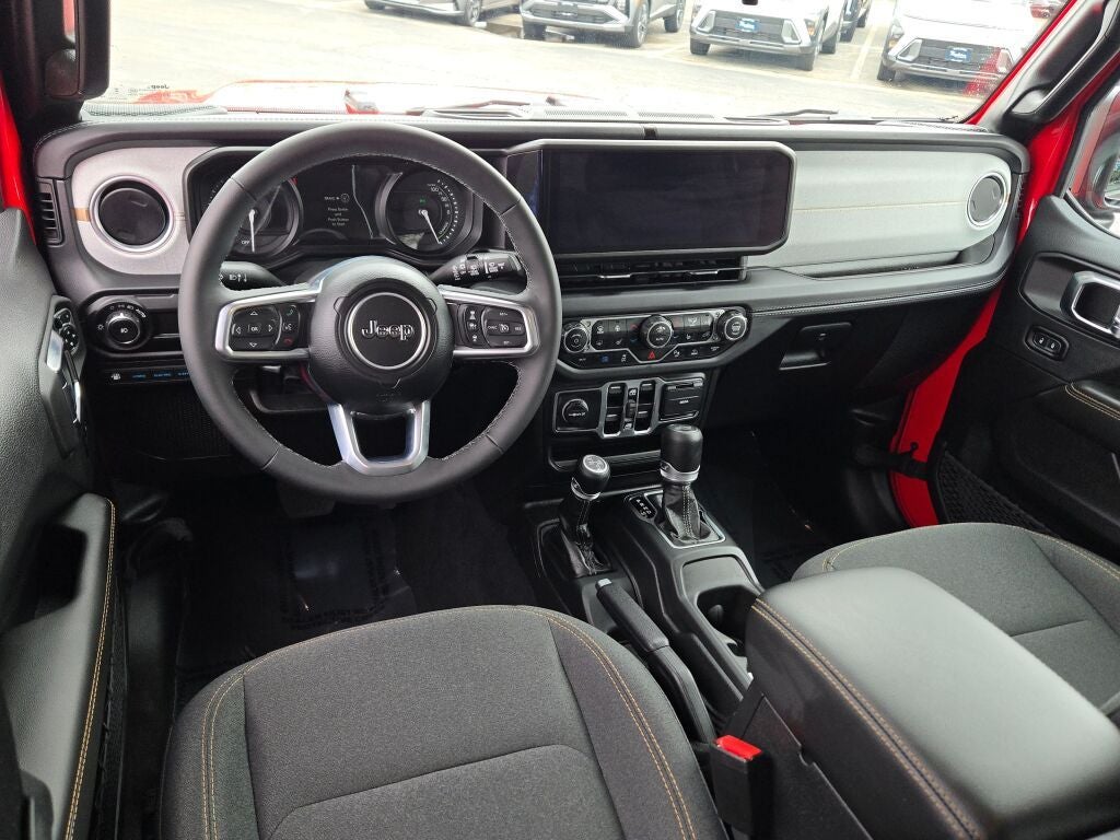 2025 Jeep Wrangler Sahara 4xe