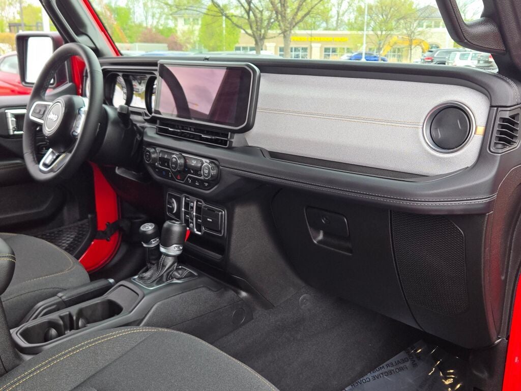2025 Jeep Wrangler Sahara 4xe