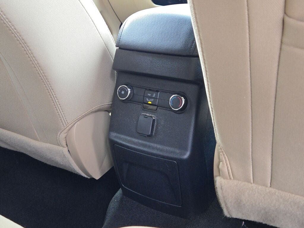 2017 Ford Explorer Base