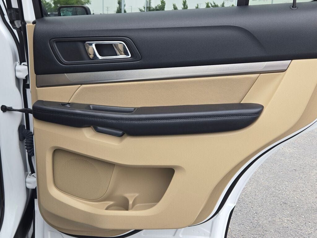 2017 Ford Explorer Base