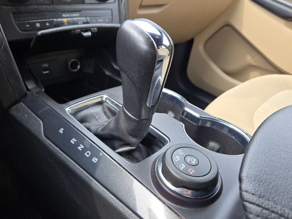 2017 Ford Explorer Base