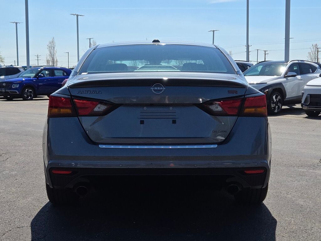 2023 Nissan Altima 2.0 SR