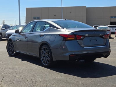 2023 Nissan Altima 2.0 SR