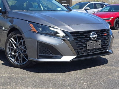 2023 Nissan Altima 2.0 SR