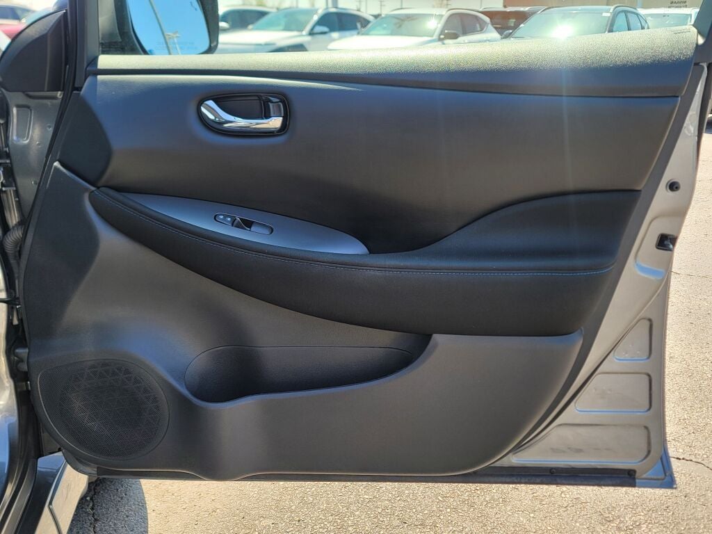 2024 Nissan Leaf SV Plus