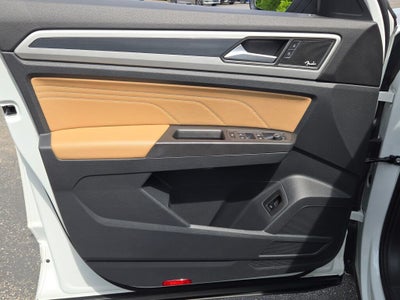2022 Volkswagen Atlas Cross Sport 3.6L V6 SEL Premium R-Line