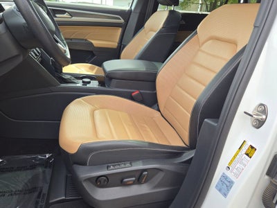 2022 Volkswagen Atlas Cross Sport 3.6L V6 SEL Premium R-Line