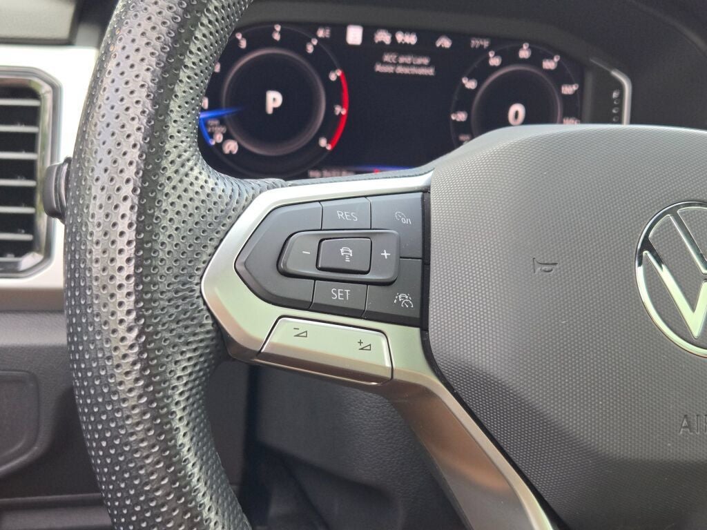2022 Volkswagen Atlas Cross Sport 3.6L V6 SEL Premium R-Line