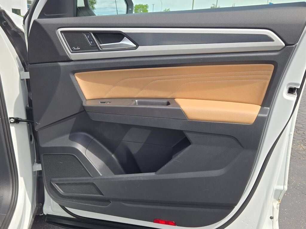 2022 Volkswagen Atlas Cross Sport 3.6L V6 SEL Premium R-Line