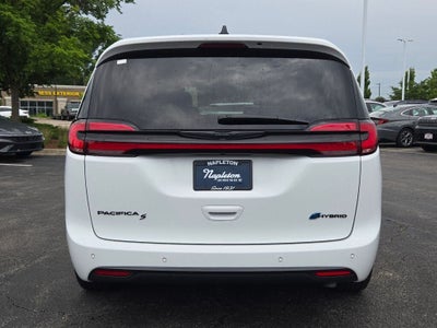 2024 Chrysler Pacifica Hybrid Select S Appearance