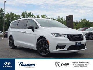 2024 Chrysler Pacifica Hybrid Select S Appearance