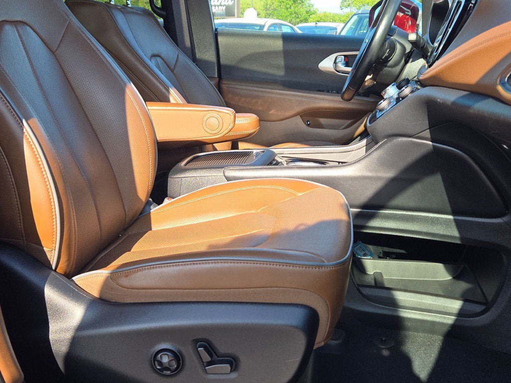2021 Chrysler Pacifica Hybrid Limited