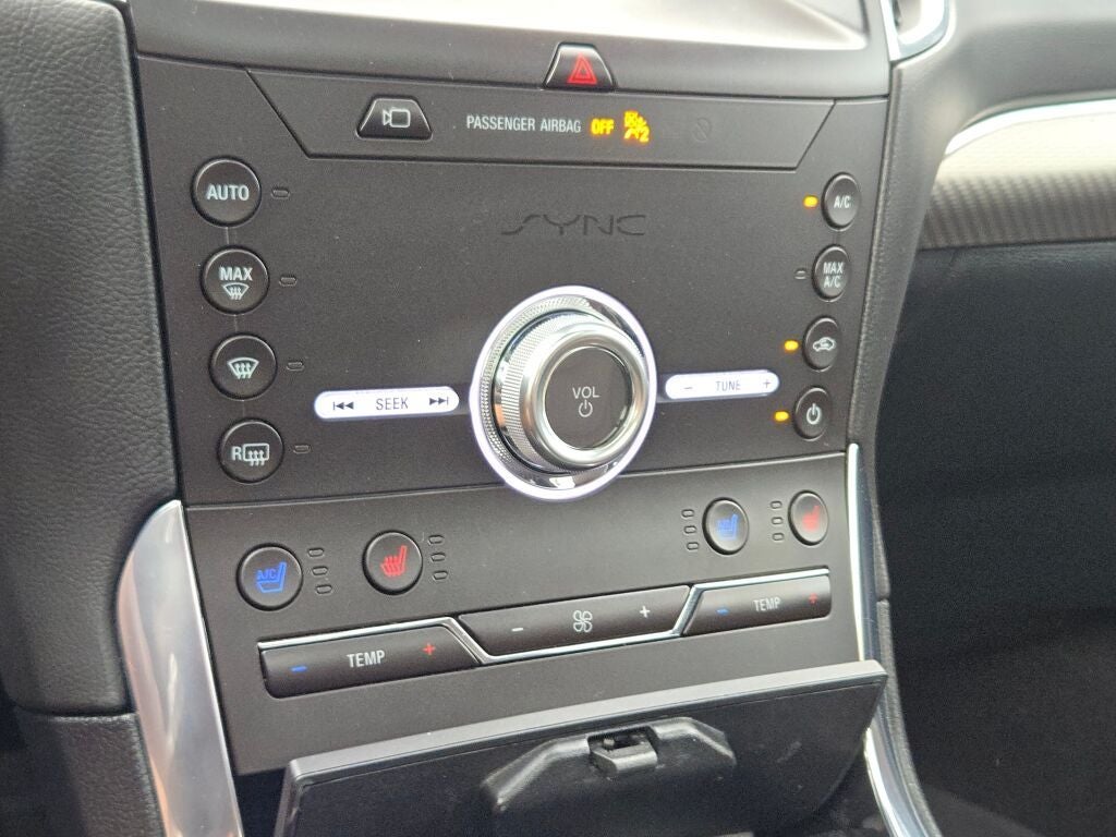 2020 Ford Edge Titanium