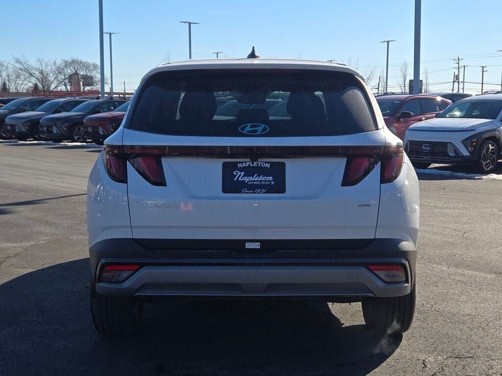 2025 Hyundai Tucson SE