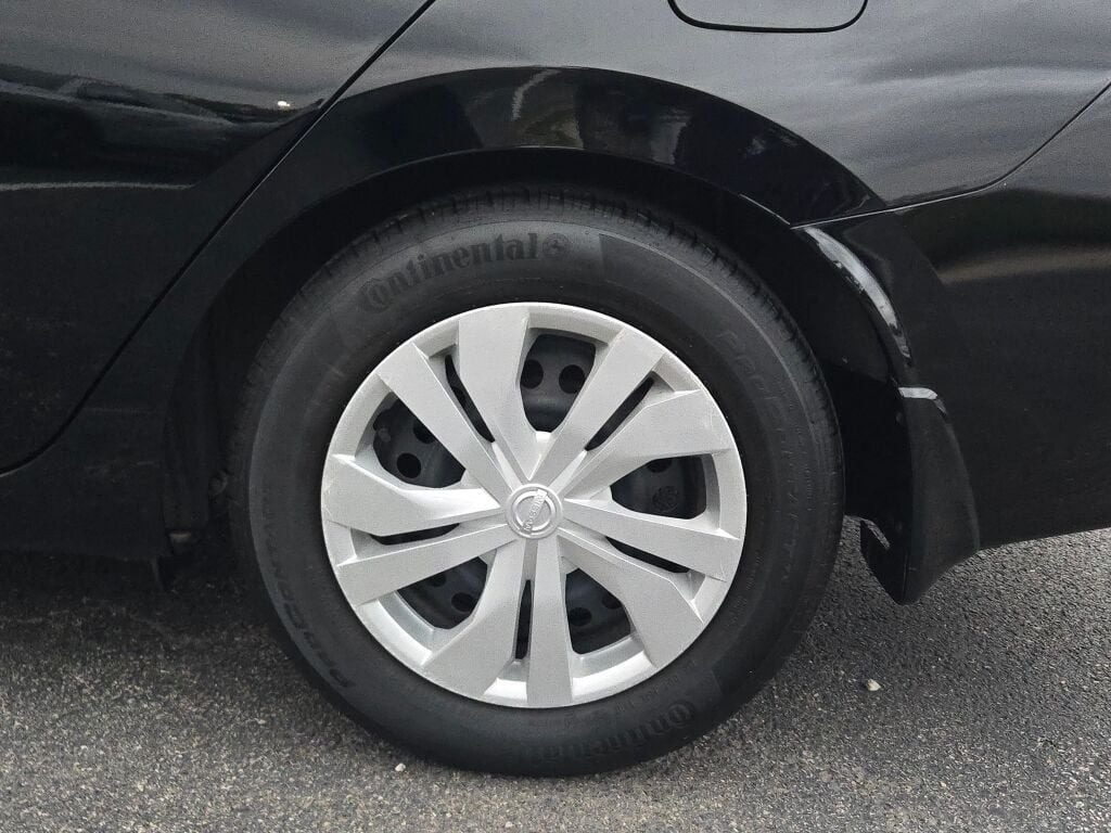 2023 Nissan Versa 1.6 S