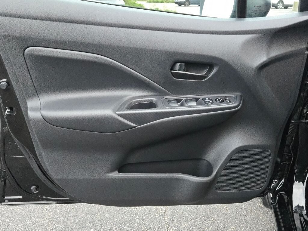 2023 Nissan Versa 1.6 S
