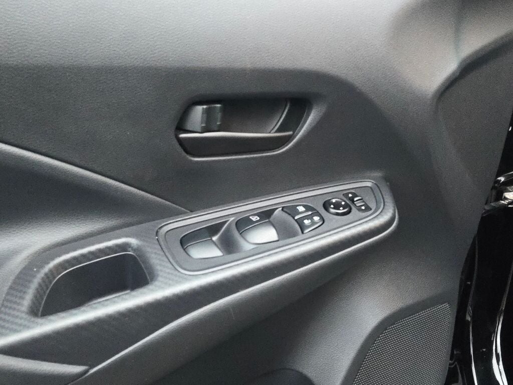 2023 Nissan Versa 1.6 S