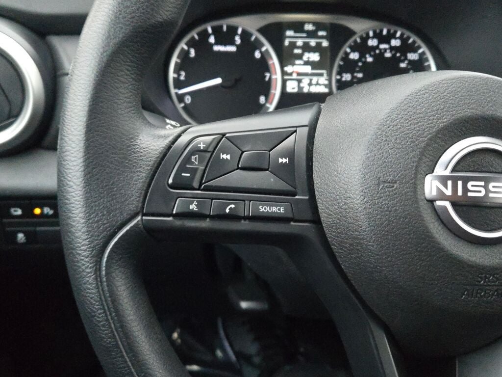 2023 Nissan Versa 1.6 S