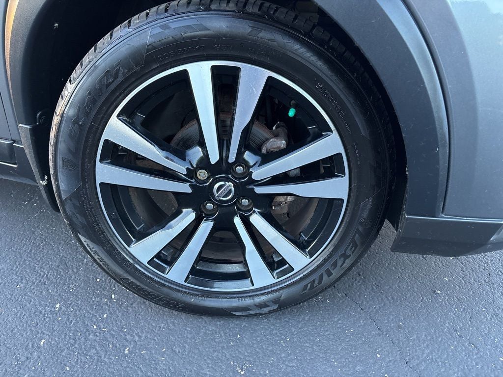 2019 Nissan Kicks SR