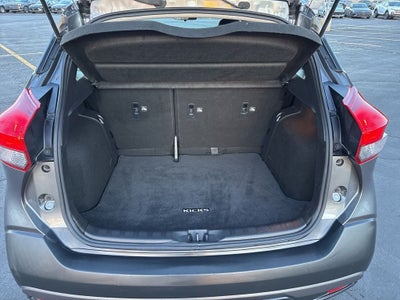 2019 Nissan Kicks SR