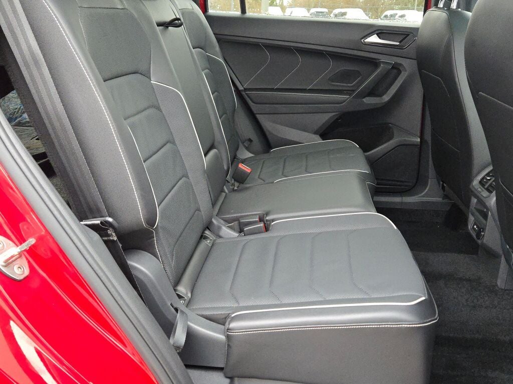 2024 Volkswagen Tiguan 2.0T SEL R-Line