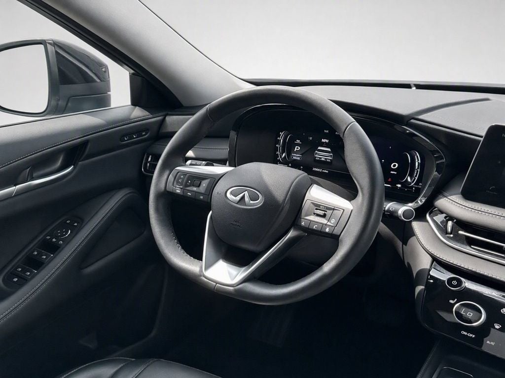 2024 INFINITI QX60 LUXE