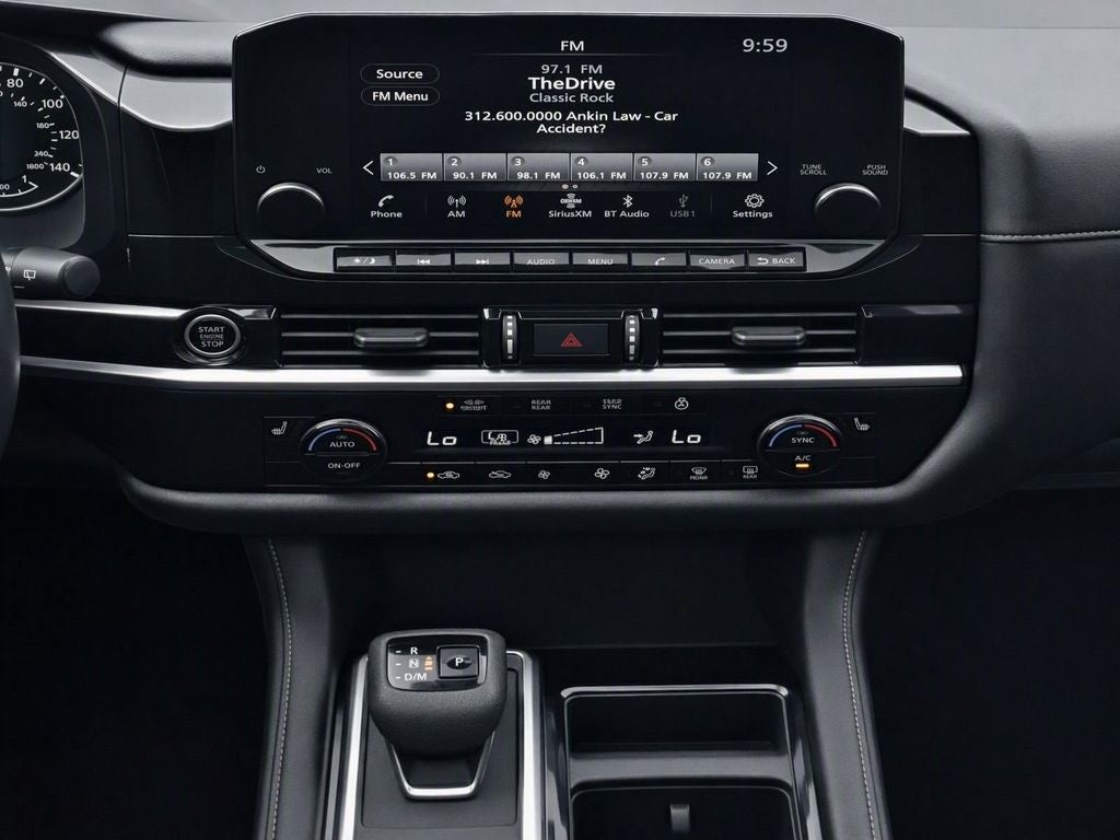 2024 Nissan Pathfinder SL