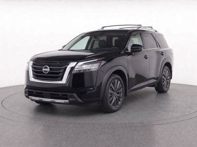2024 Nissan Pathfinder SL