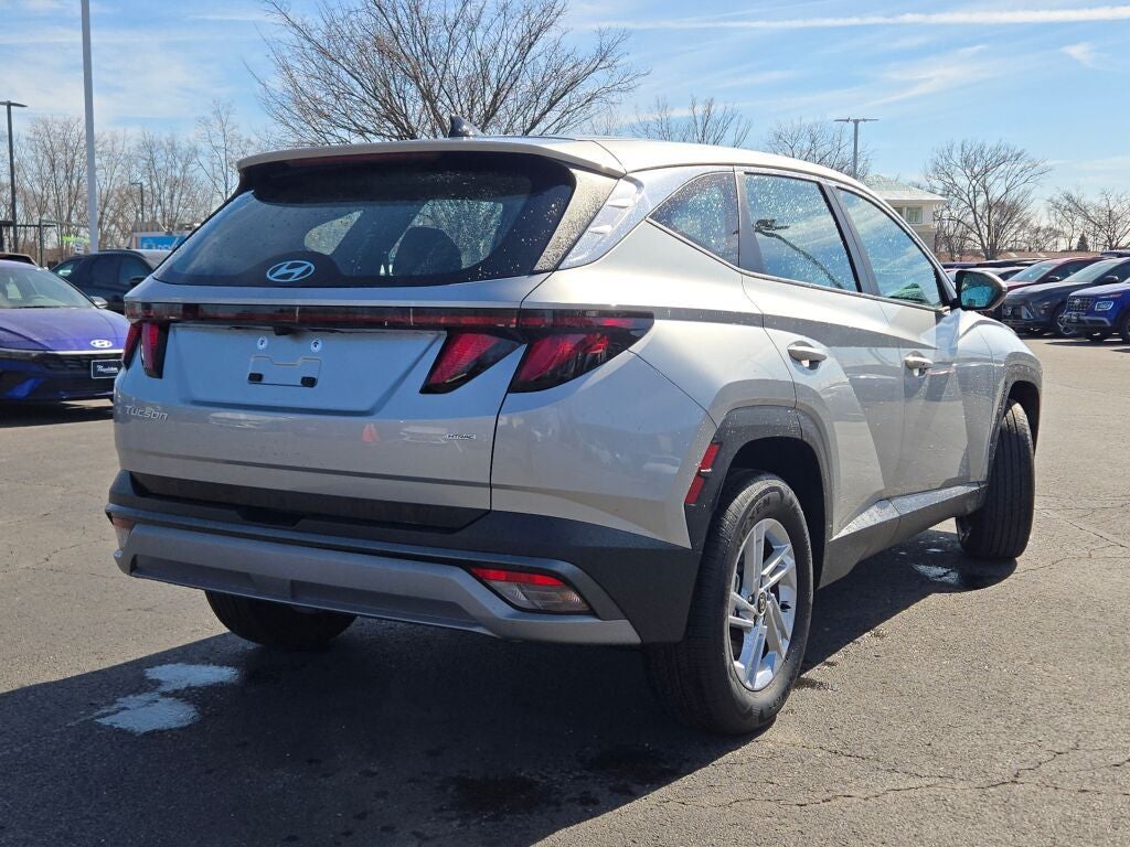 2025 Hyundai Tucson SE