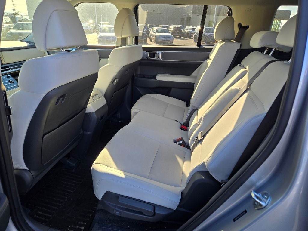 2025 Hyundai Santa Fe SE