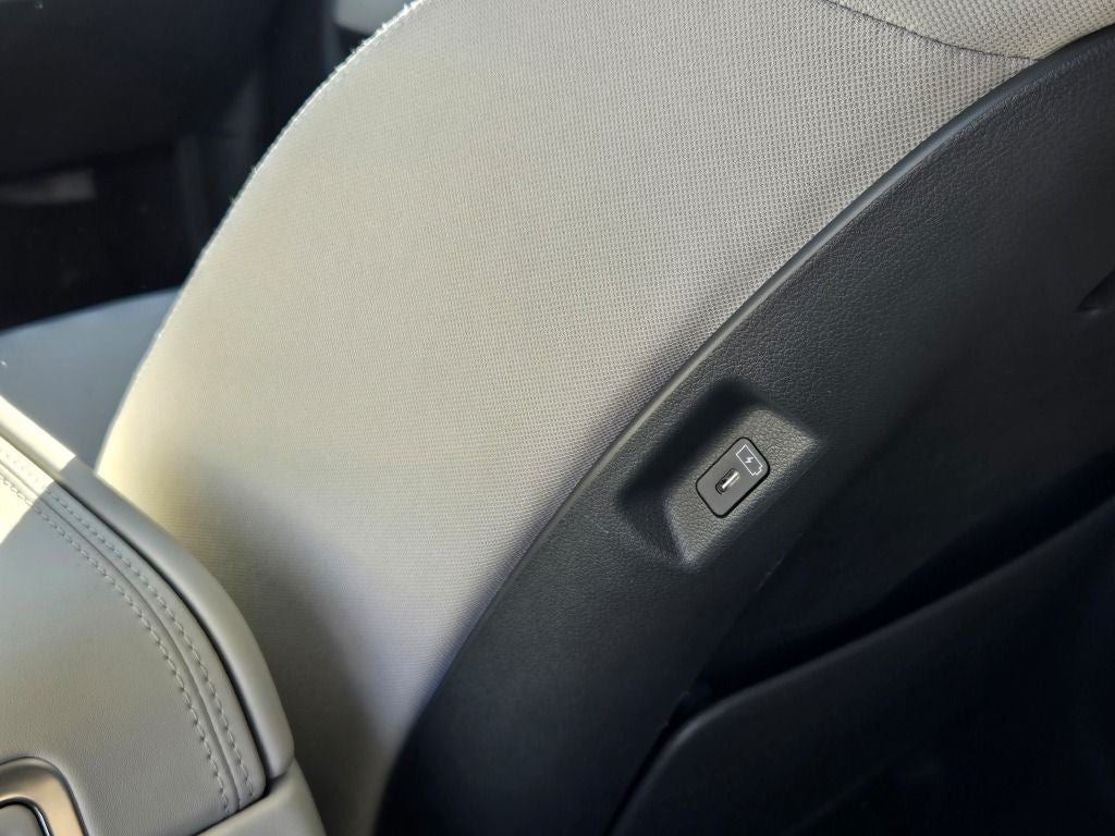 2025 Hyundai Santa Fe SE