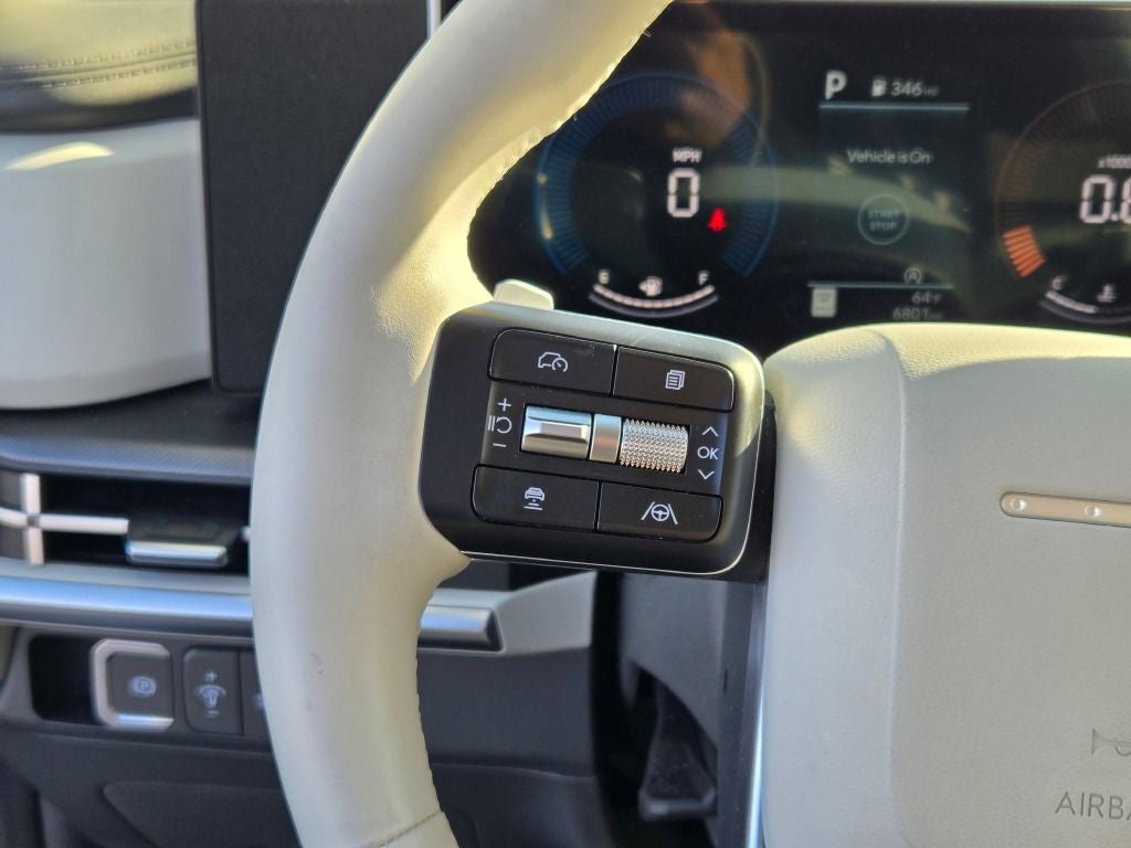 2025 Hyundai Santa Fe SE